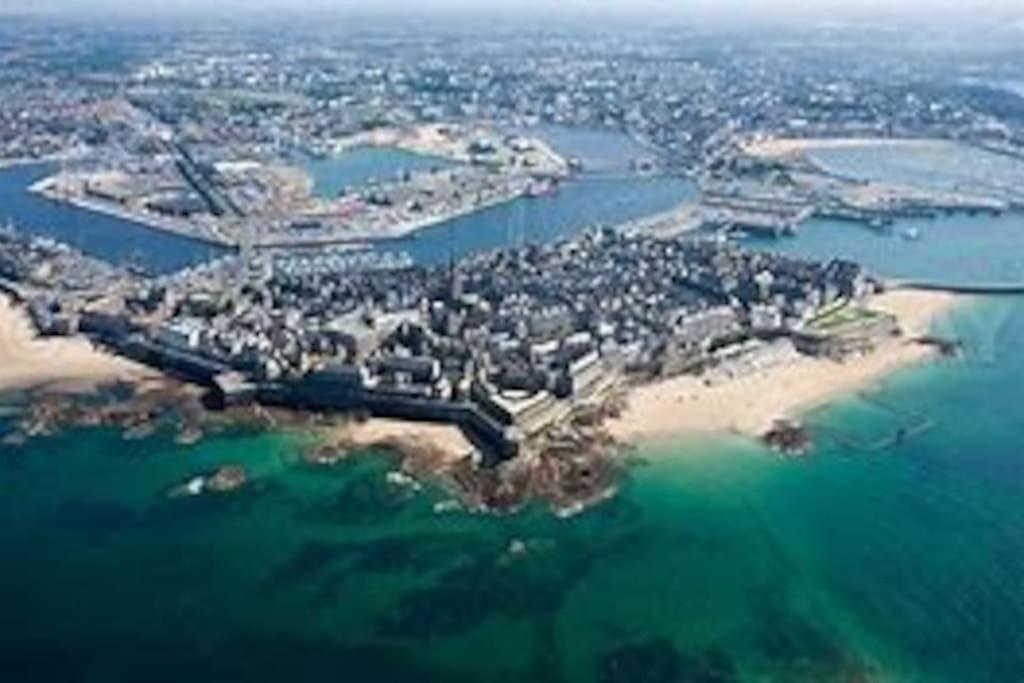 Gite Ti Mad Entre Saint-Malo Et Le Mont St Michel Bonnemain Exteriör bild
